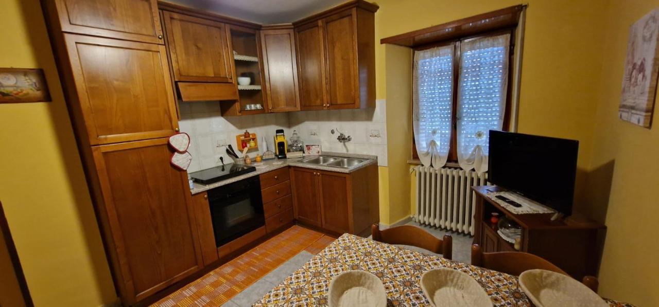 Casa Lory Apartment Pescina ภายนอก รูปภาพ